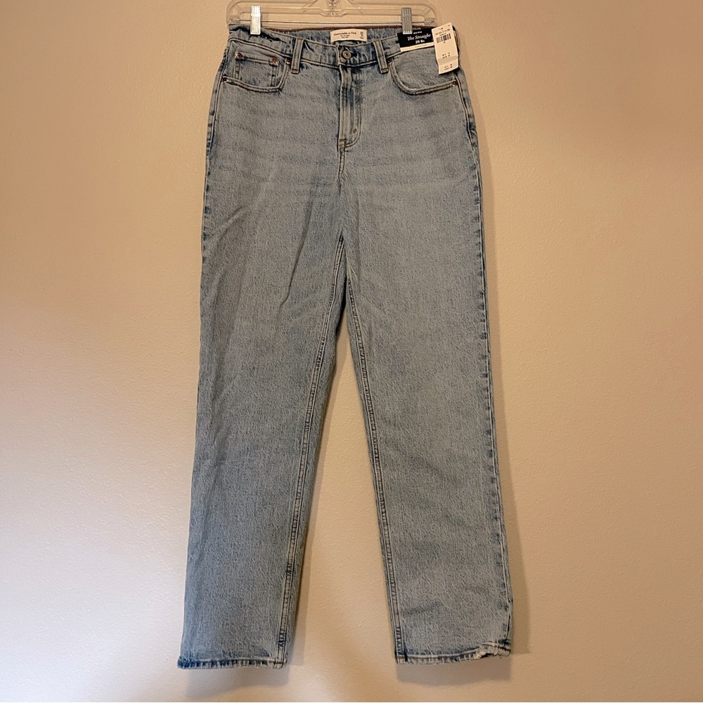 Abercrombie & Fitch curve love straight leg mid rise jeans